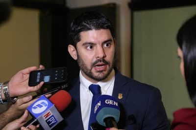 Comuna capitalina se quedará sin dinero a fin de mes, dice Nenecho
