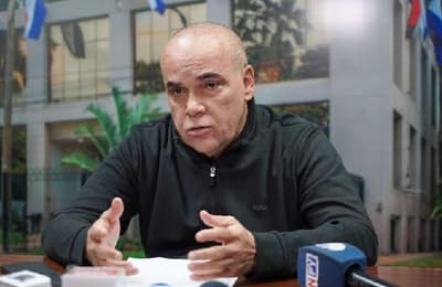 Denuncian gasto salarial millonario en el Congreso durante gestión de Bachi