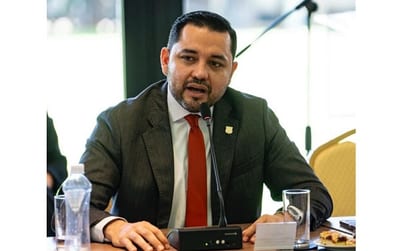 Municipalidad de Asunción gastó 11 veces más en salarios que en obras
