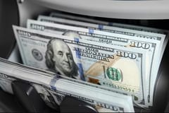 Dólar cae a G. 5.880 y plantean mayor intervención del BCP