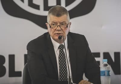 Brunotte confirma renuncia “en honor a la pacificación”