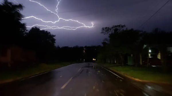 Tormentas fuertes seguirán afectando gran parte del país este viernes