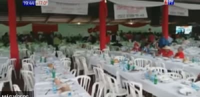 Almuerzan y se retiran antes que Peña brinde su discurso
