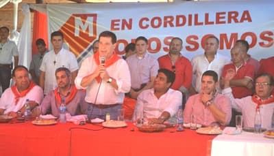 Solo el que es del mismo color es bien atendido, advierte Cartes