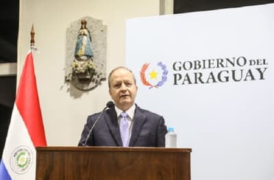 Asume el ministro de Hacienda y promete eficiencia y reforma